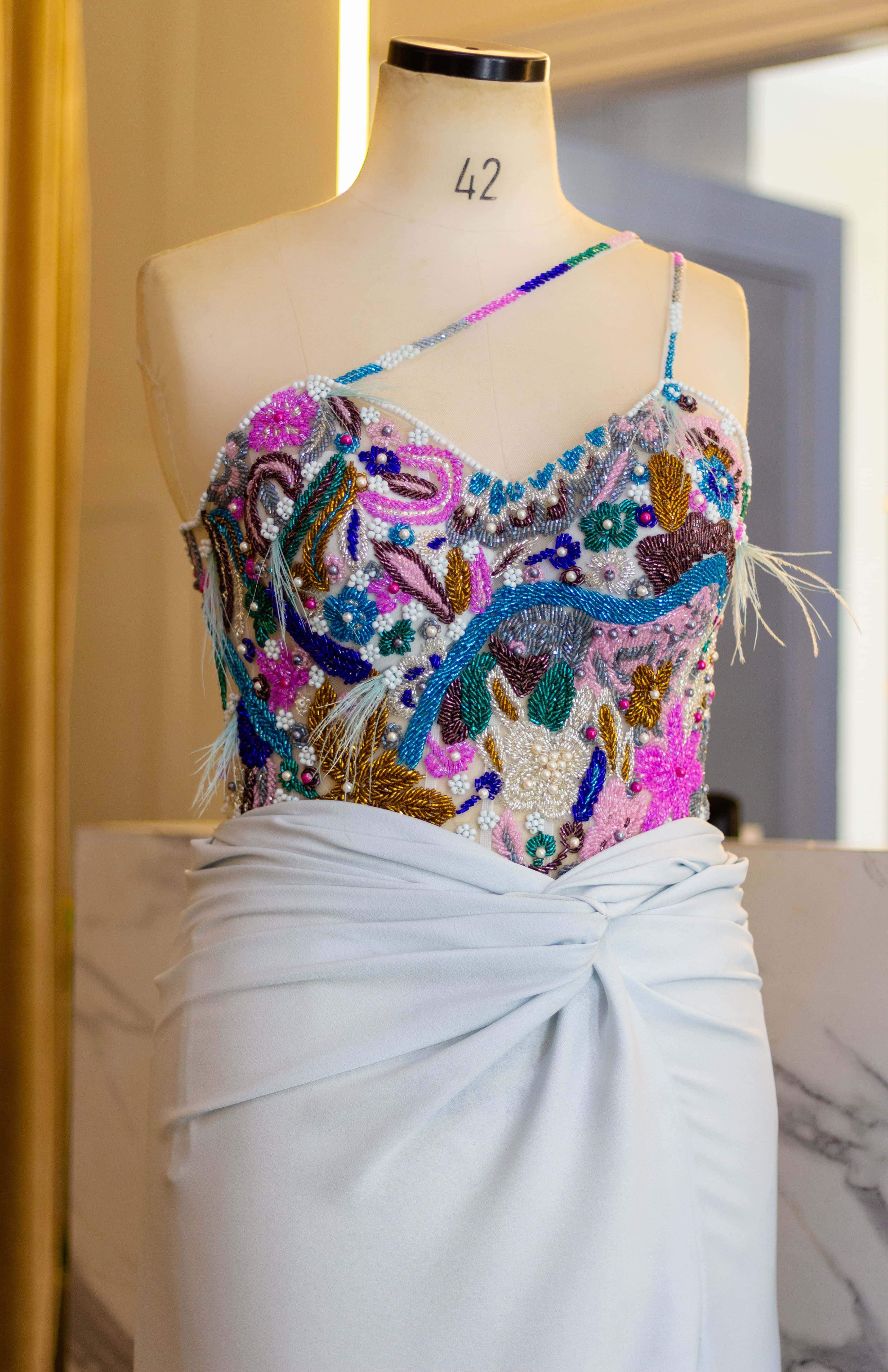 Hand-Pinning Lace